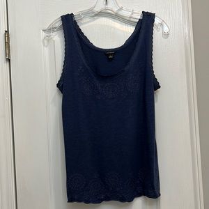 Ann Taylor Sleeveless Top with Eyelet Detail Size Small Color Navy